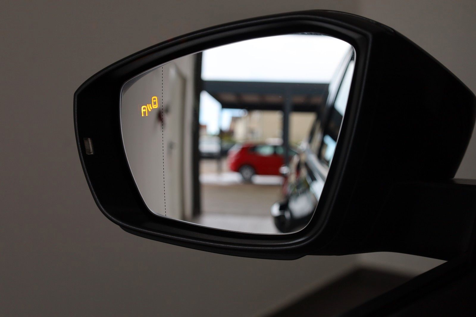 Fahrzeugabbildung Volkswagen T-Cross Life Navi,PDC,AHK, Auspark-Assistent