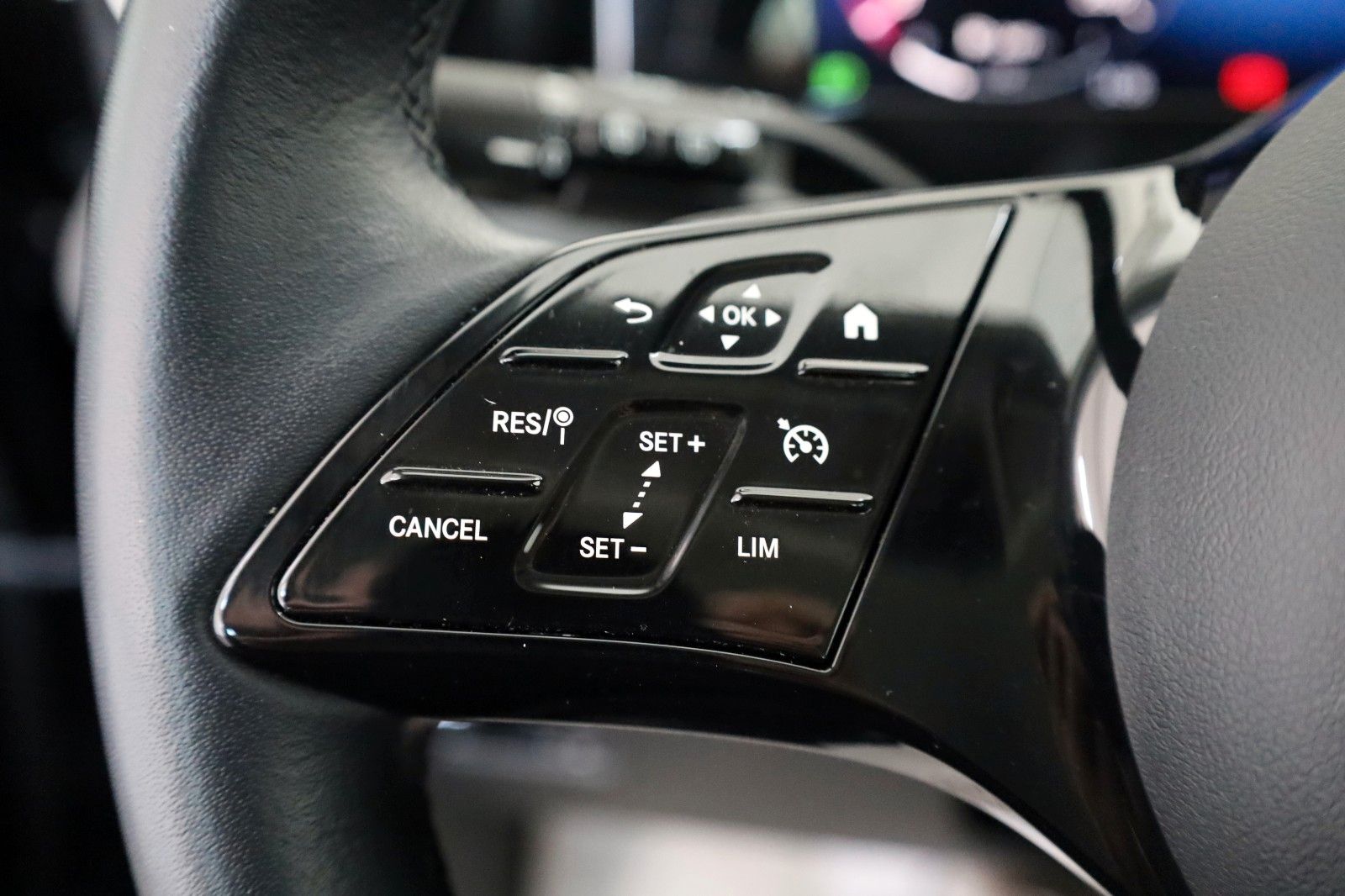 Fahrzeugabbildung Mercedes-Benz C 220d T Navi,LED,SH,PDC,Park Pak.,Apple CarPlay