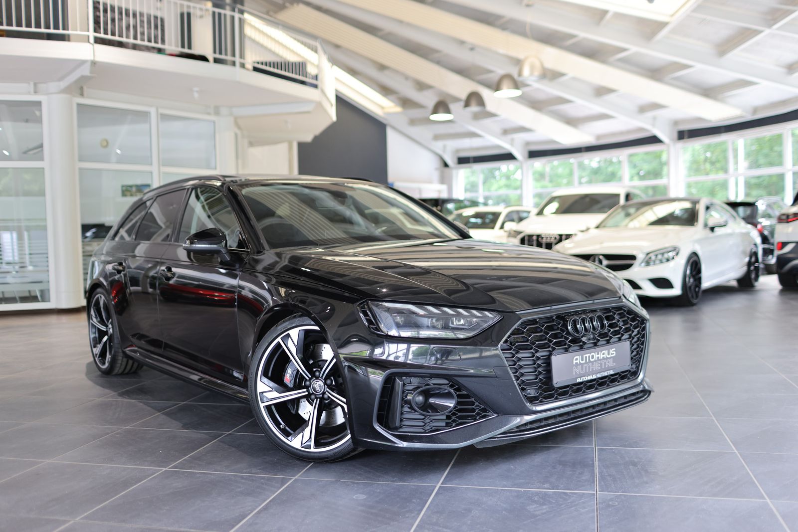 AUDI RS4 AVANT 2,9 TFSI QUA. HEAD-UP / 20-ZOLL / PANO