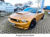 Ford Mustang 4.6L V8 GOLDRAUSCH LED XENON SCHALTER - mit Benzin-Antrieb: Sportwagen, 8.4