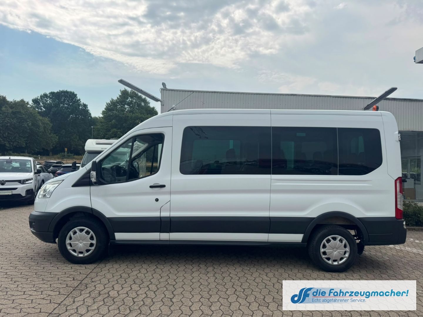 Fahrzeugabbildung Ford Transit Bus 410 L3 Trend Spurhalteass. Temp *EXP