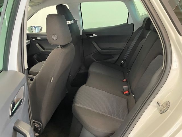 Fahrzeugabbildung SEAT Arona Road Edition Navi LED VerkehrszeichERK Nav