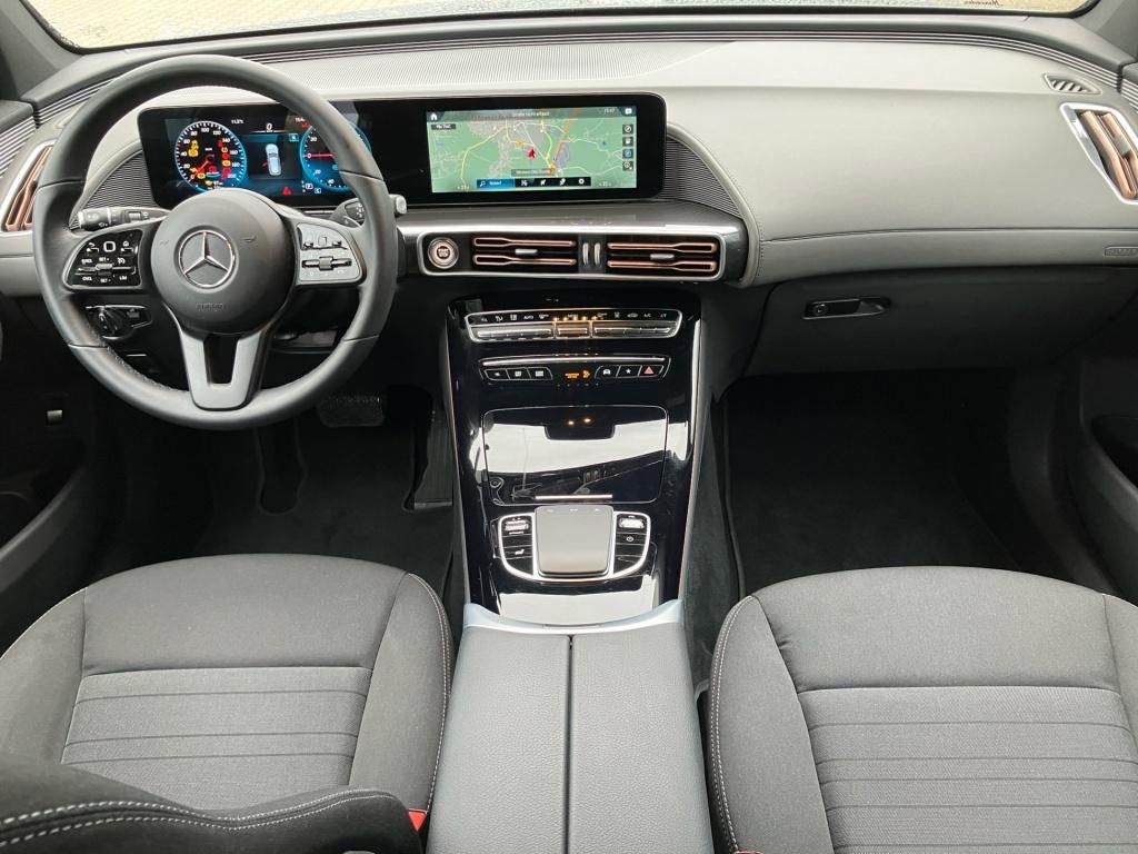 Fahrzeugabbildung Mercedes-Benz EQC 400 4MATIC MULTIBEAM Licht*el. Heckklappe