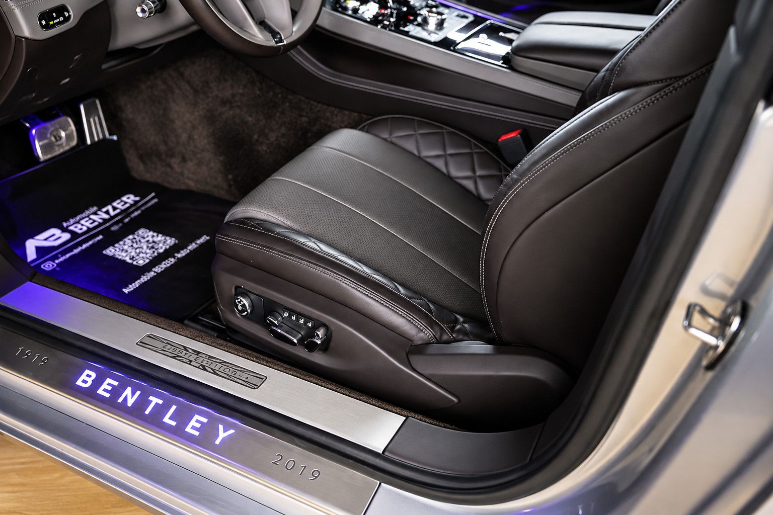 Fahrzeugabbildung Bentley Continental GT W12 First Edition *Rotation*B&O*