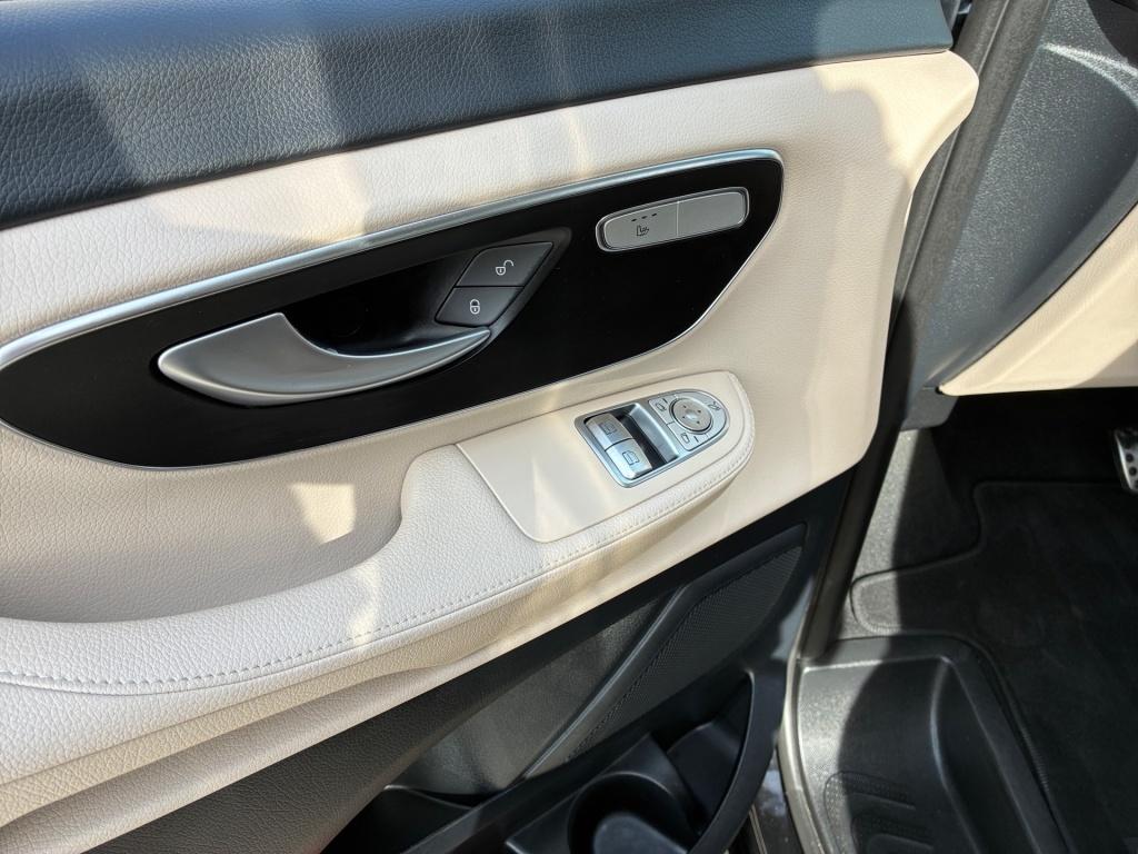 Mercedes-Benz V 250 d AVANTGARDE Lang AMG+AIRMATIC+360°+BEIGE+