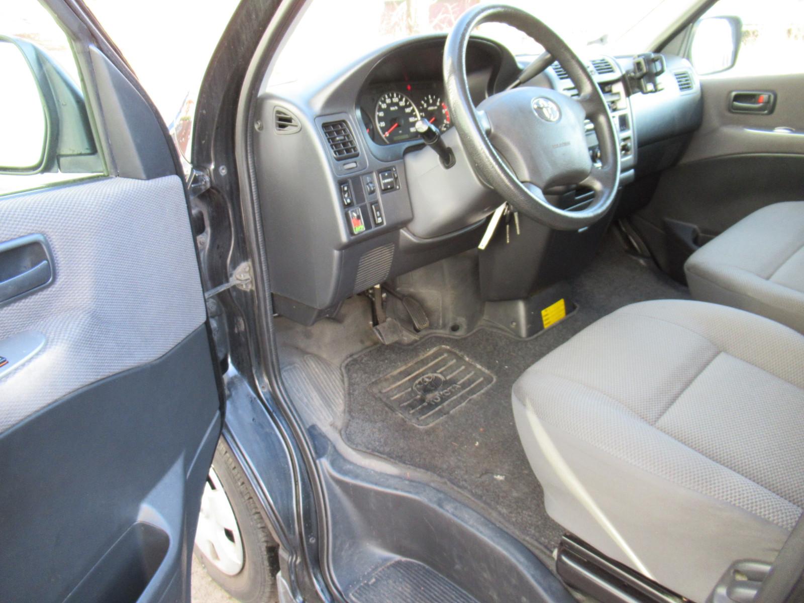 Toyota Hiace Camper 2.5 D4-D lang/2.Hd/Autom./Klima/SHZ