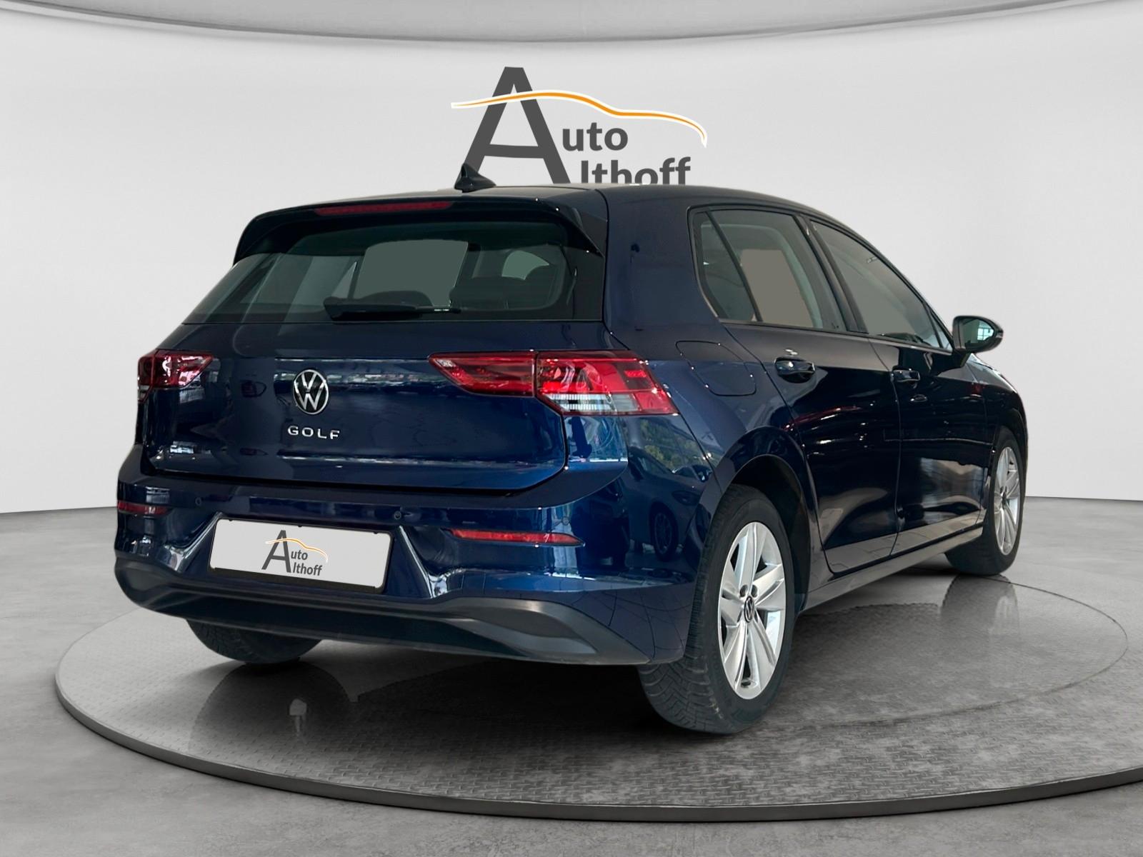 Volkswagen Golf VIII Lim. 1.0 Life SHZ ACC APP LED VIRTUAL, миниатюра 6