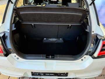 Bild 7 Suzuki Swift 1.2 Dualjet Hybrid 61 kW Club