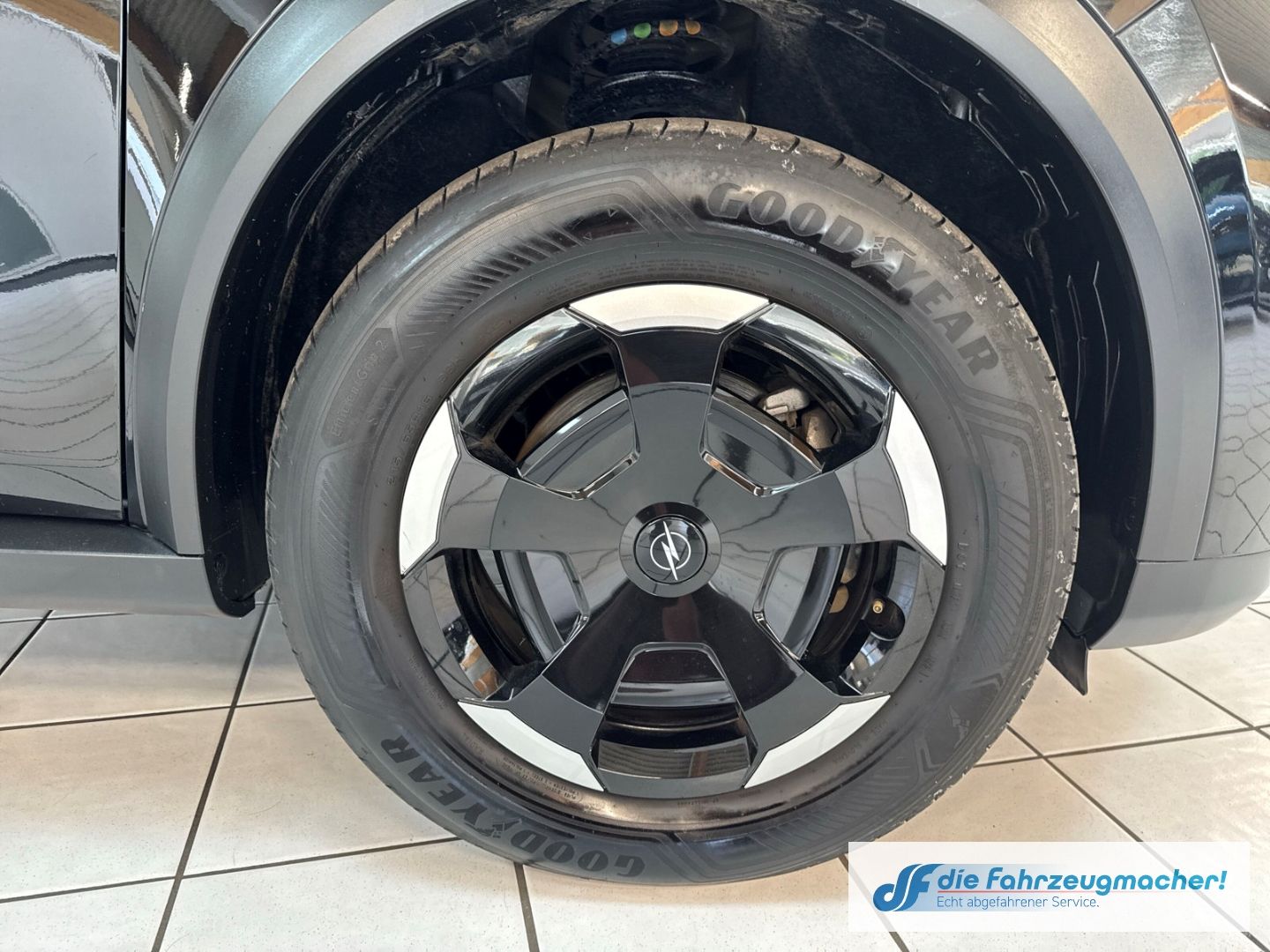 Fahrzeugabbildung Opel Frontera Electric Edition 83 kW Digitales Cockpi