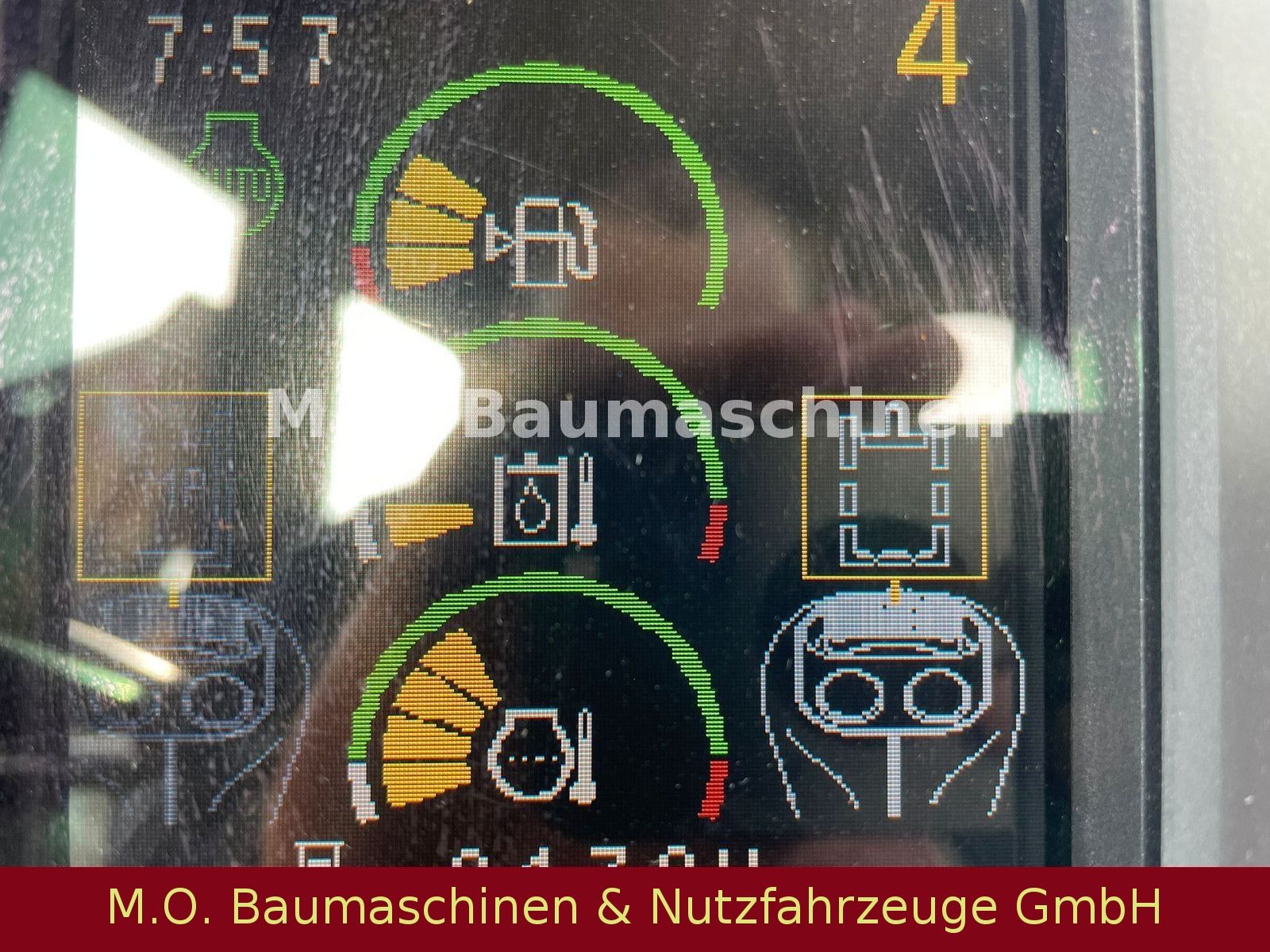 Fahrzeugabbildung CAT M 318 D  / SW /Hammerline + Hammer/ VSA / AC /