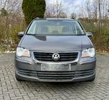 Volkswagen Touran Trendline *NAV* CarPlay* *Kam* AHK* SHZ - VW Touran Gebrauchtwagen in Mainz