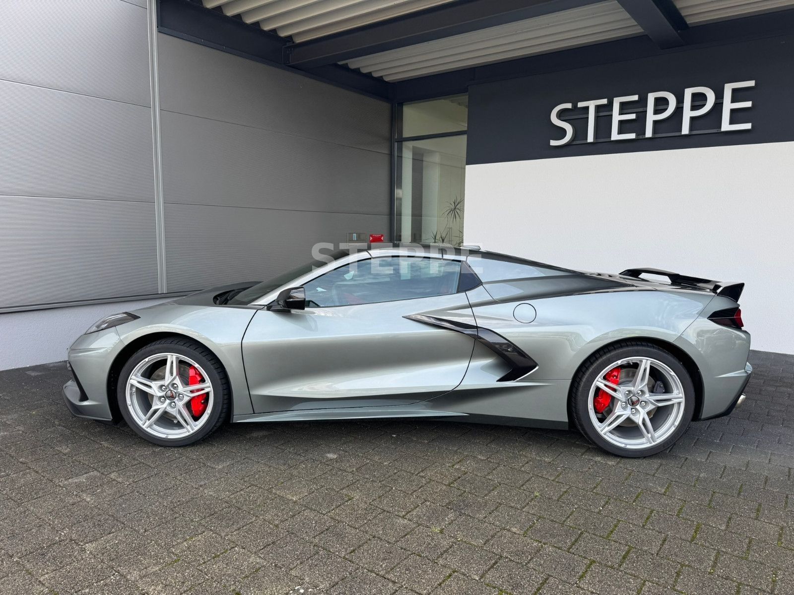 Corvette C8 Stingray Convertible 3LT Europamodell STEPPE