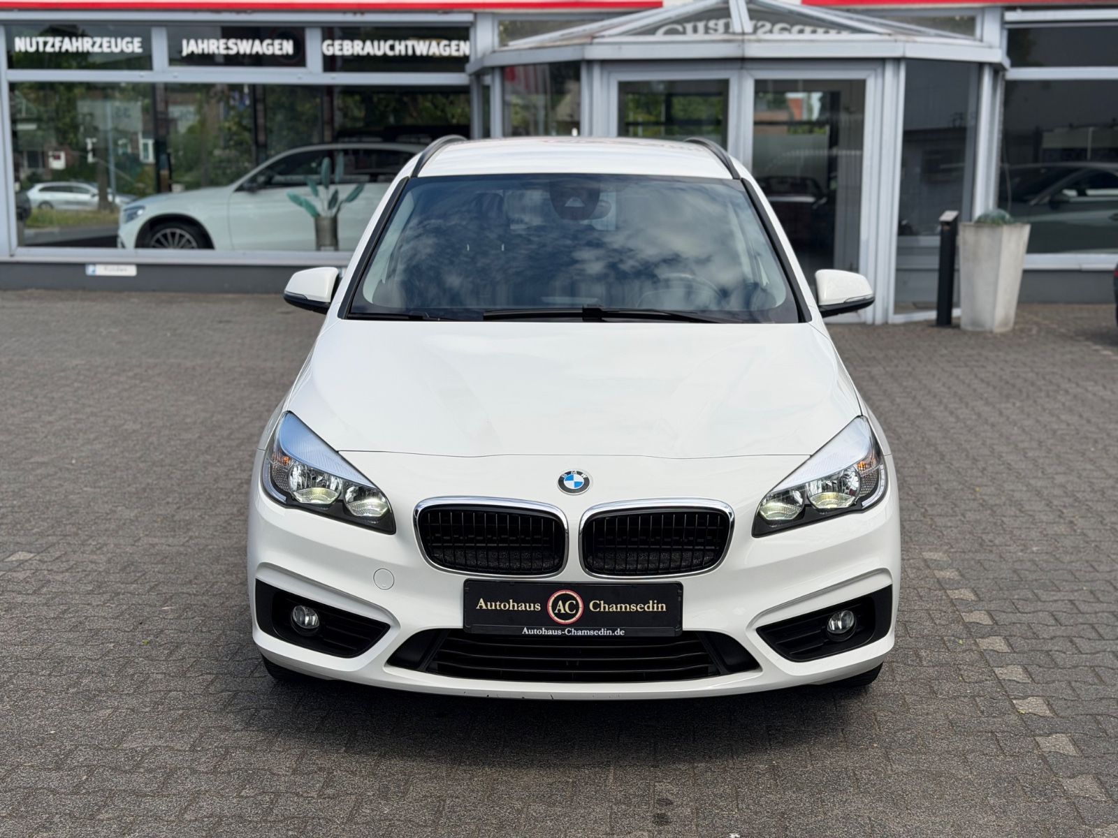 BMW 218i Advantage