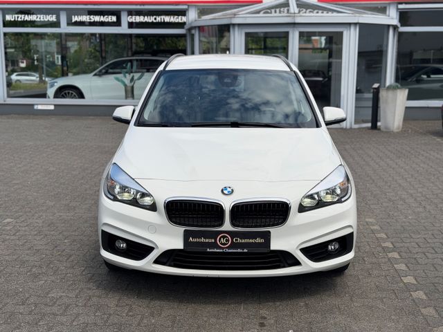 BMW 218i Advantage