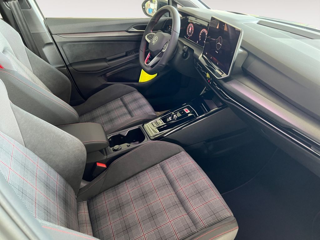 Fahrzeugabbildung Volkswagen Golf 2.0 TSI ODA, DB/CD, CDV, CG, CGV)PF DSG GTI