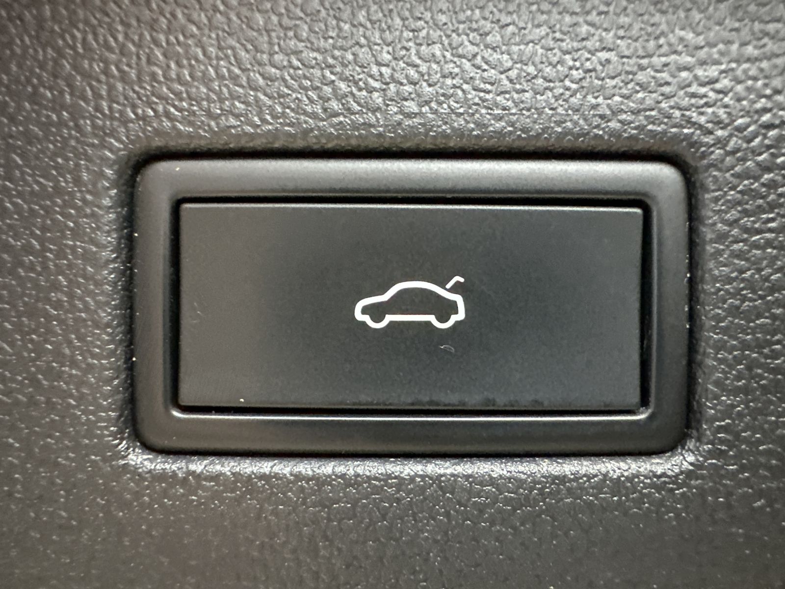 Fahrzeugabbildung Volkswagen Tiguan Allspace 4M Life NAV+LED+AHK+KAM+18ZO+VC