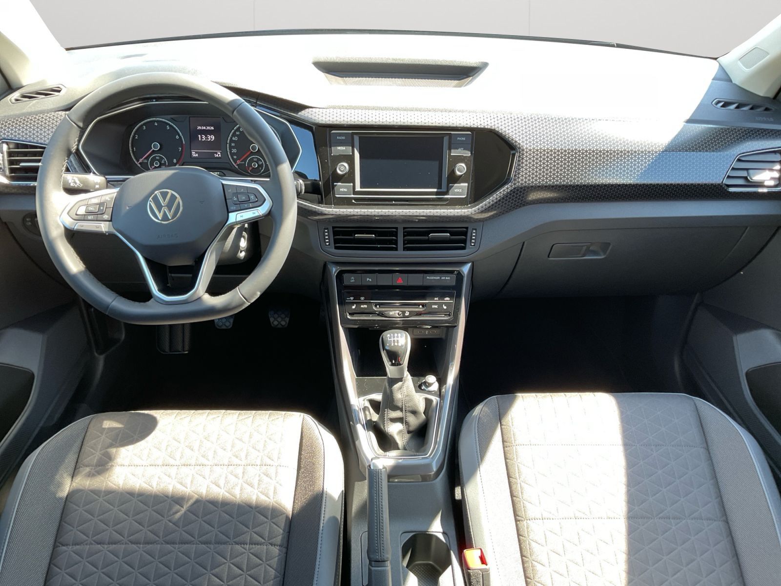 Volkswagen T-Cross - Bild 10