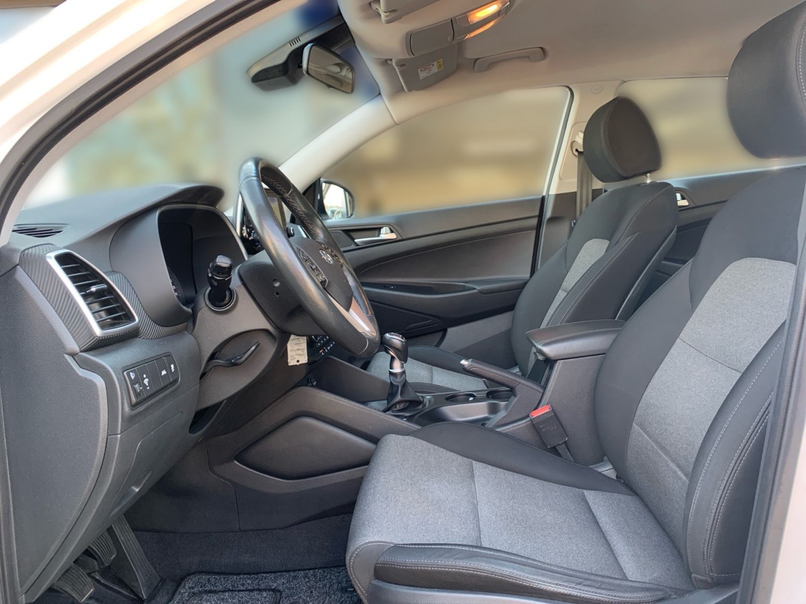 Fahrzeugabbildung Hyundai TUCSON 1.6 Advantage Navi 8xbereift