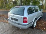 Skoda Octavia Combi Elegance *1 Hand*PDC*SHZ*Tüv NEU - Skoda Octavia aus 2002: Kombi