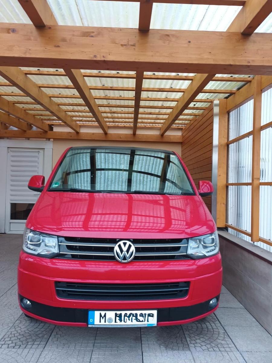 Volkswagen T5 Transporter Bus Multivan Edition 25