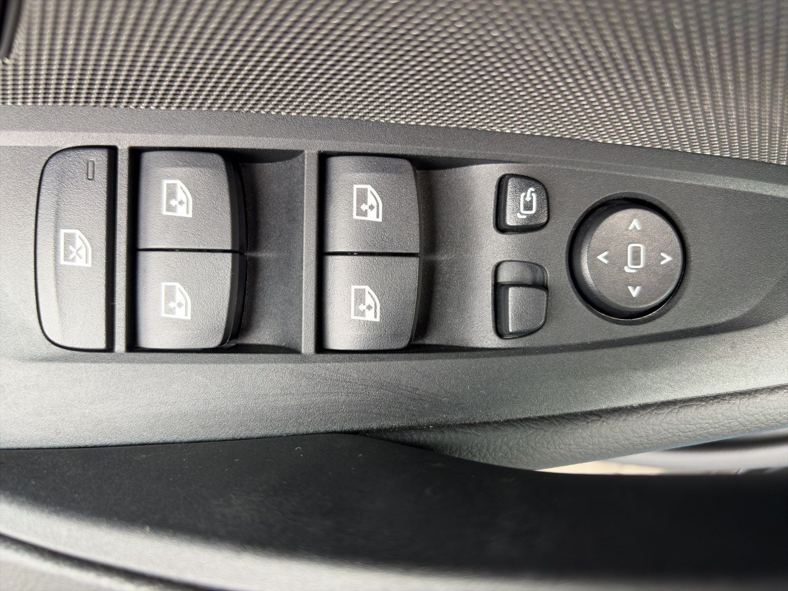 BMW i4 - Bild 11