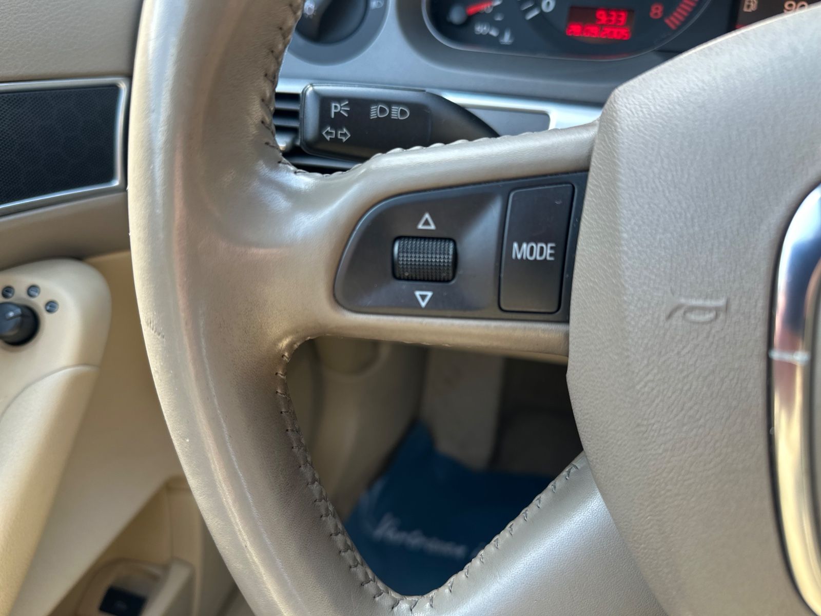 Fahrzeugabbildung Audi A6 Lim. 2.4/II.HAND/Navi/Leder/AHK/SHZ/Tempomat