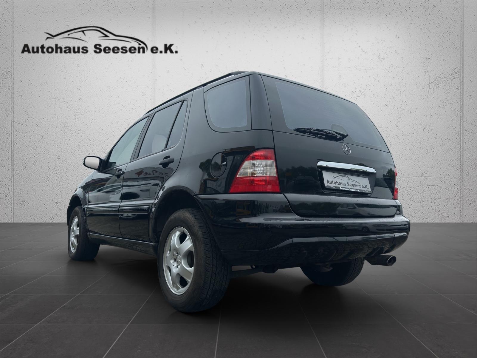 Mercedes-Benz ML270 2004 — photo 12