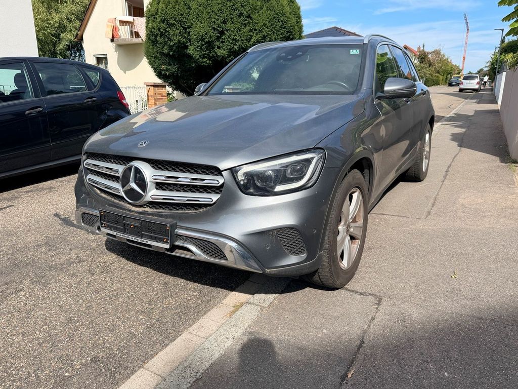 Image of Mercedes-Benz GLC 200