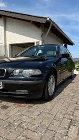 BMW 316ti Compact - - BMW 316 aus 2001: Compact