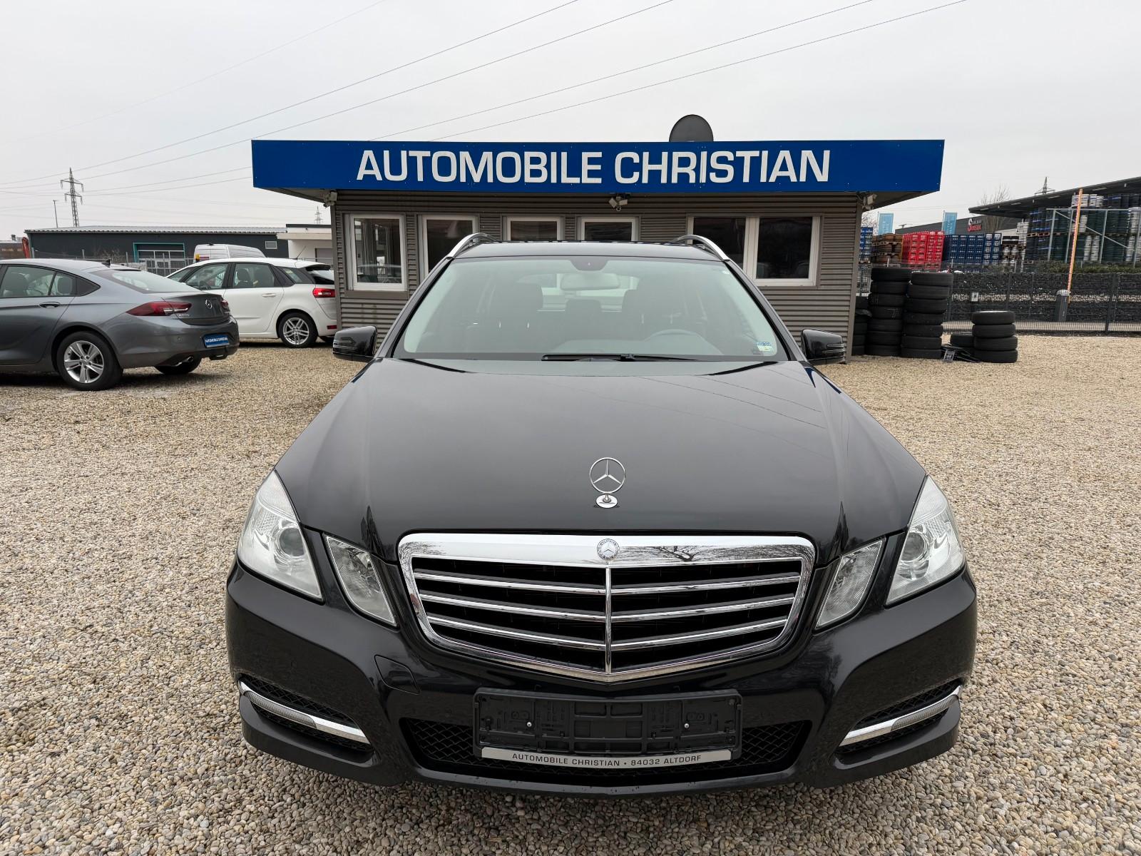 Mercedes-Benz E 200 E T-Modell E 200 Avantgarde Teilleder PDC