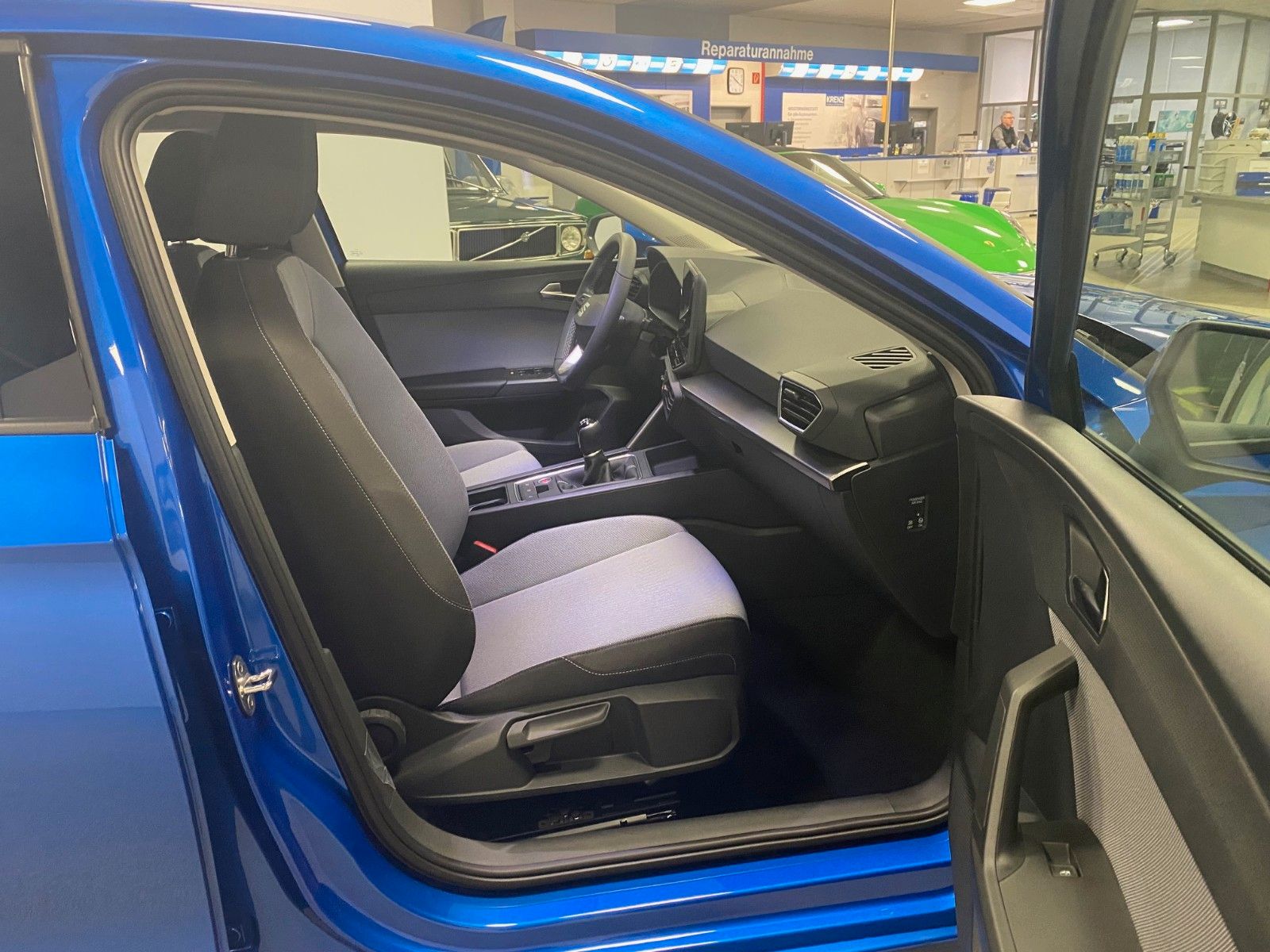 Fahrzeugabbildung SEAT Leon 1.5 TSI STYLE+R Kamera+ACC+3 Zonen KLIMA+BC