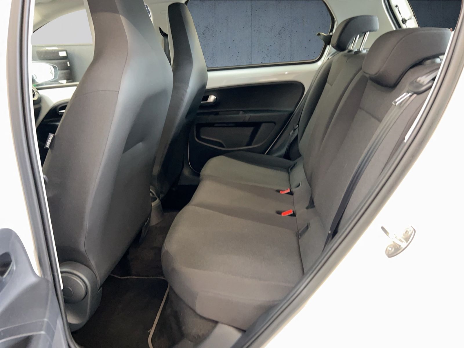 Volkswagen e-up! - Bild 11