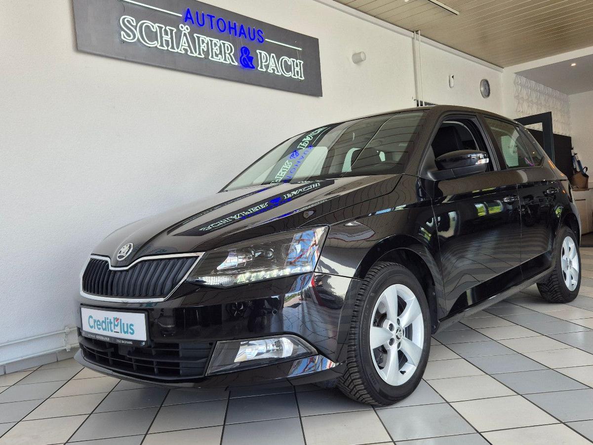 Skoda Fabia Ambition DSG SHZ ACC PDC ALU