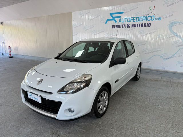 Renault Clio 1.2 Benz. 75cv 5 porte Navigatore