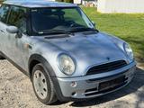 MINI ONE - angemeldet und fahrbereit - MINI ONE aus 2005