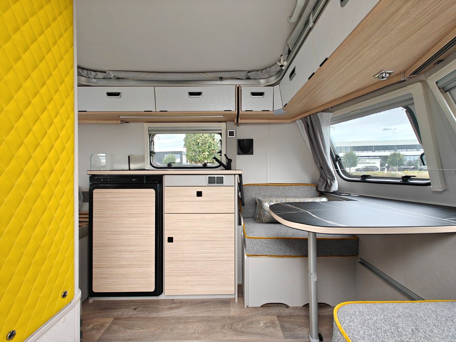 Fahrzeugabbildung HYMER / ERIBA / HYMERCAR Touring 310 Nugget Gold - SALE! -
