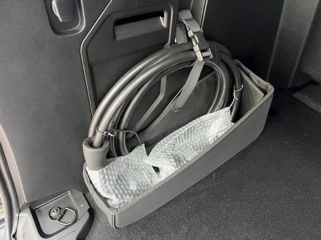 Fahrzeugabbildung Renault Kangoo 100% el. V45 AC22 Paket Techno