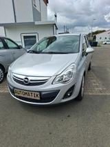Opel Corsa - : Limousine, Halbautomatik