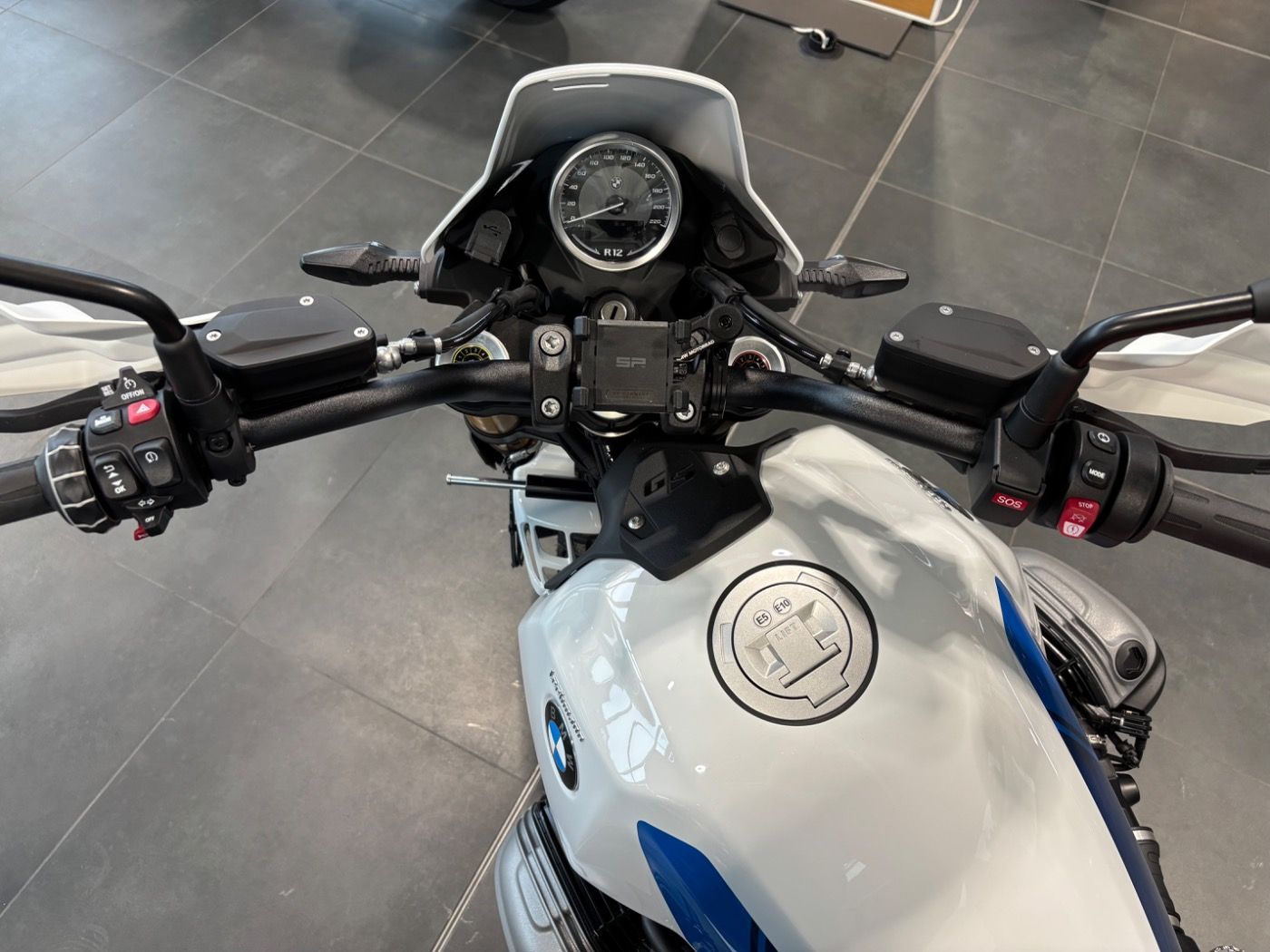 Fahrzeugabbildung BMW R 12 G/S Komfort-Paket Enduro-Paket Pro