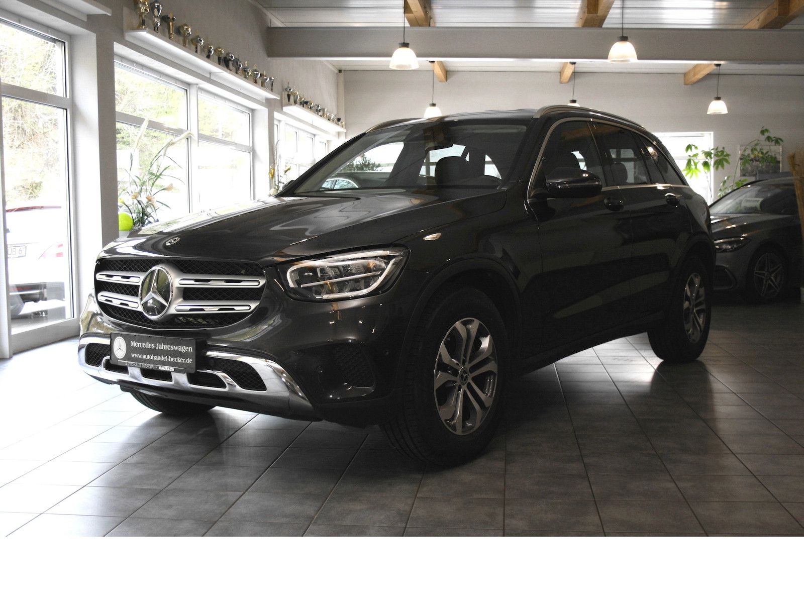 Fahrzeugabbildung Mercedes-Benz GLC 220 d 4M Offroad *LED*Totwinkel*Standheizung