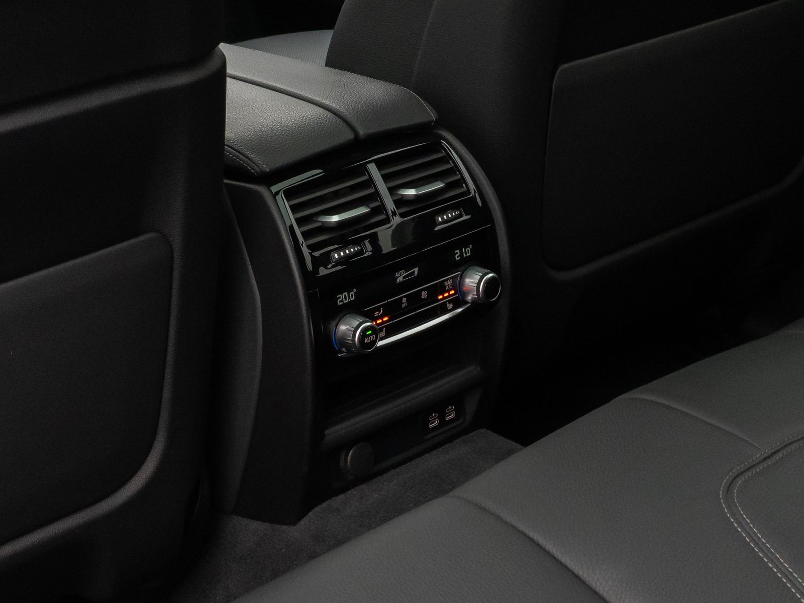 Fahrzeugabbildung BMW 530e xD M Sport Panorama Laser 360°HUD DAB H/K