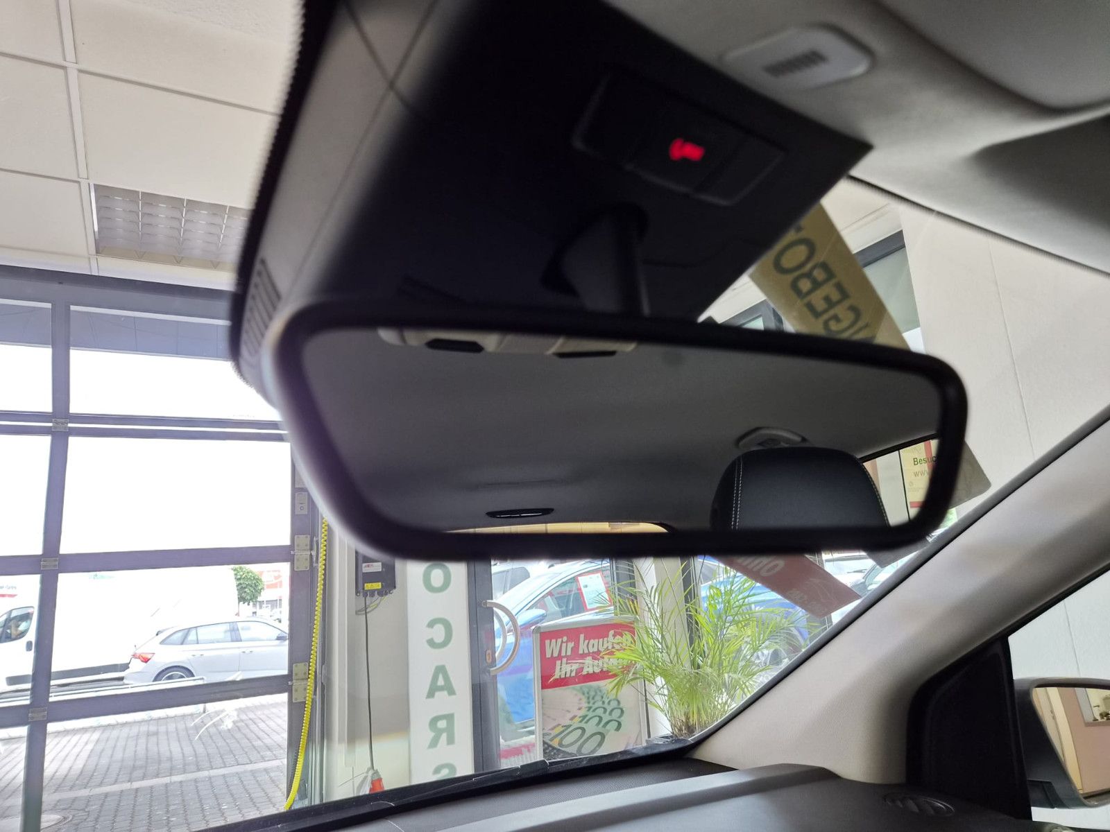 Fahrzeugabbildung Mercedes-Benz B 200 Urban Style Edition/LED/NAVI/SCHECKHEFT