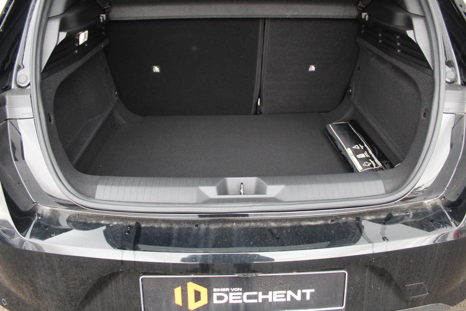 Fahrzeugabbildung Opel Astra L Lim*Edition*RFK*Klima*PDC*SHZ*LED