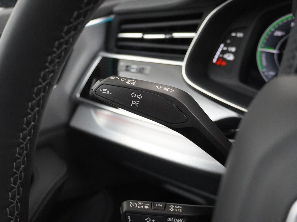 Audi Q8 60 TFSI e quattro Pro Line S Competition AHK