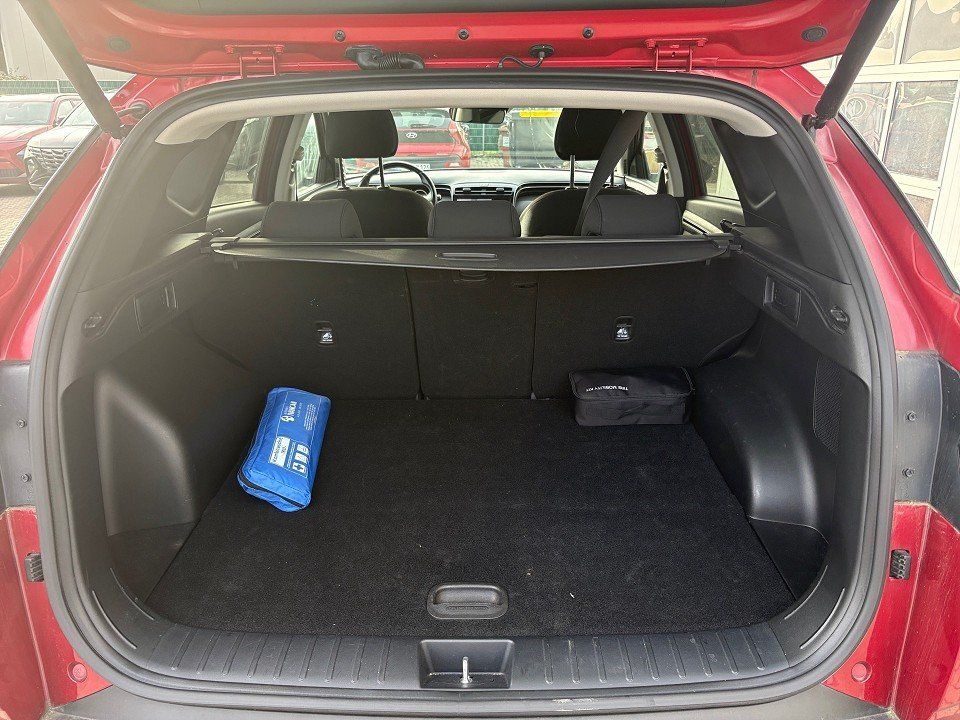 Fahrzeugabbildung Hyundai TUCSON 1.6 180PS  TREND Krell, el. Heckklappe Tu
