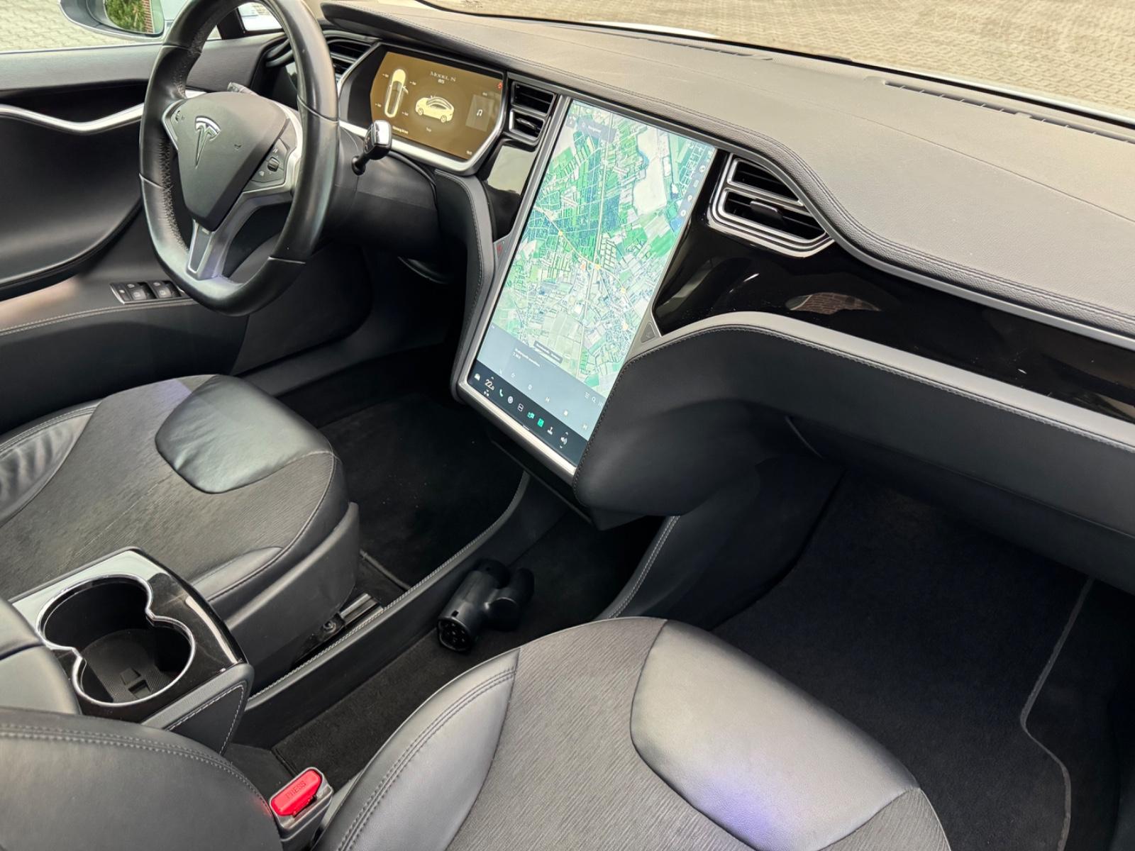 Tesla Model S 85 306ch - Supercharge Gratuite - Soh 94% - CCS - Jantes 19" - Led