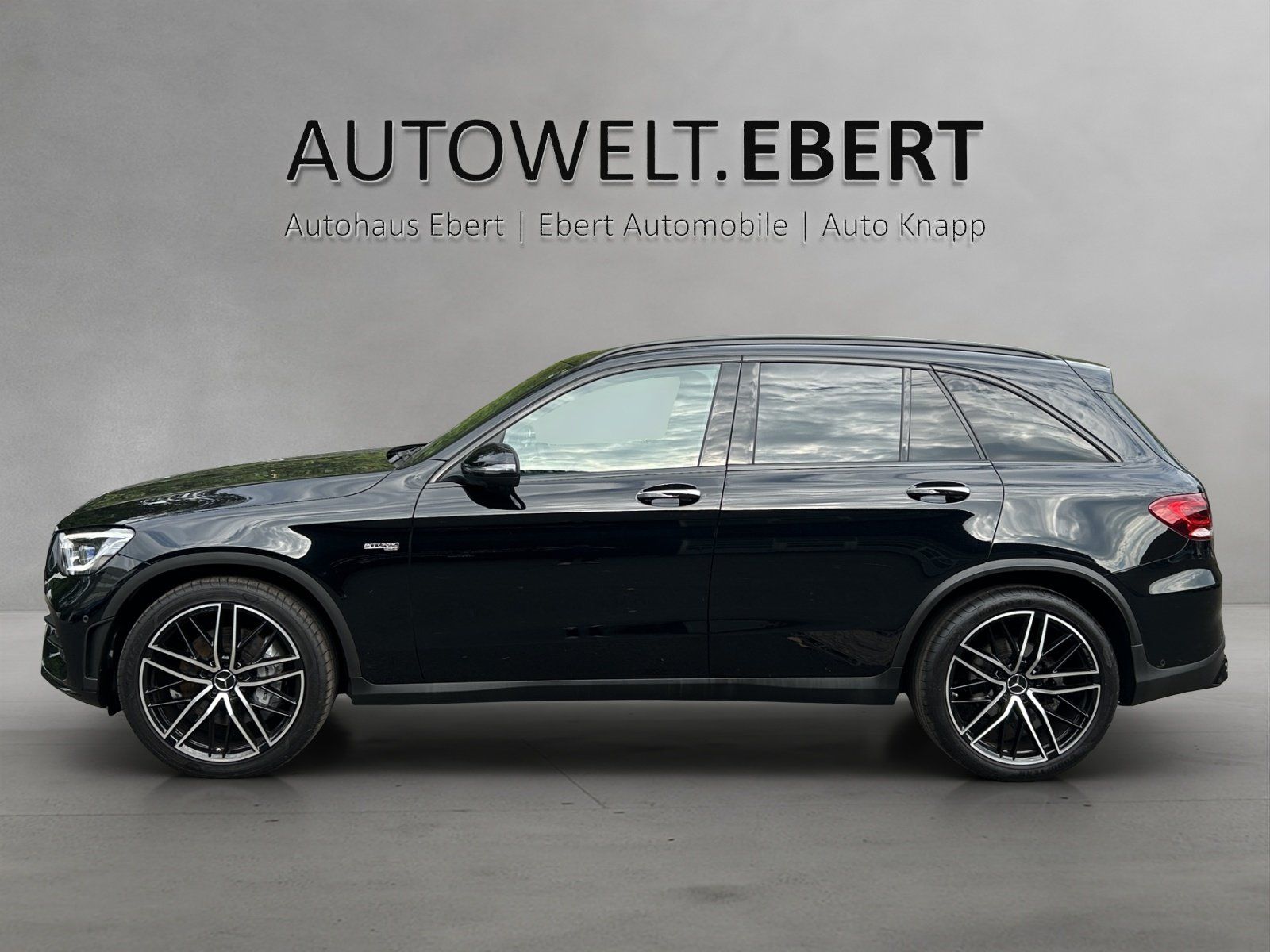 Fahrzeugabbildung Mercedes-Benz GLC 43 AMG Pano DISTRO Memo MLED digiTacho Burme