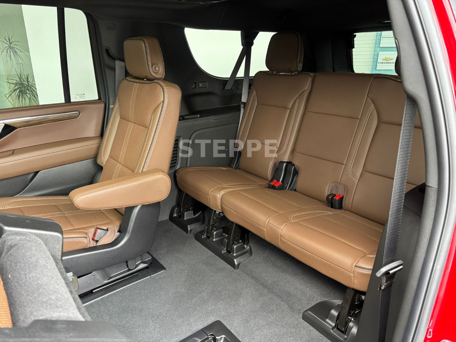 Chevrolet MY26 Suburban 6,2 High Country AHK  24" Luftfed.