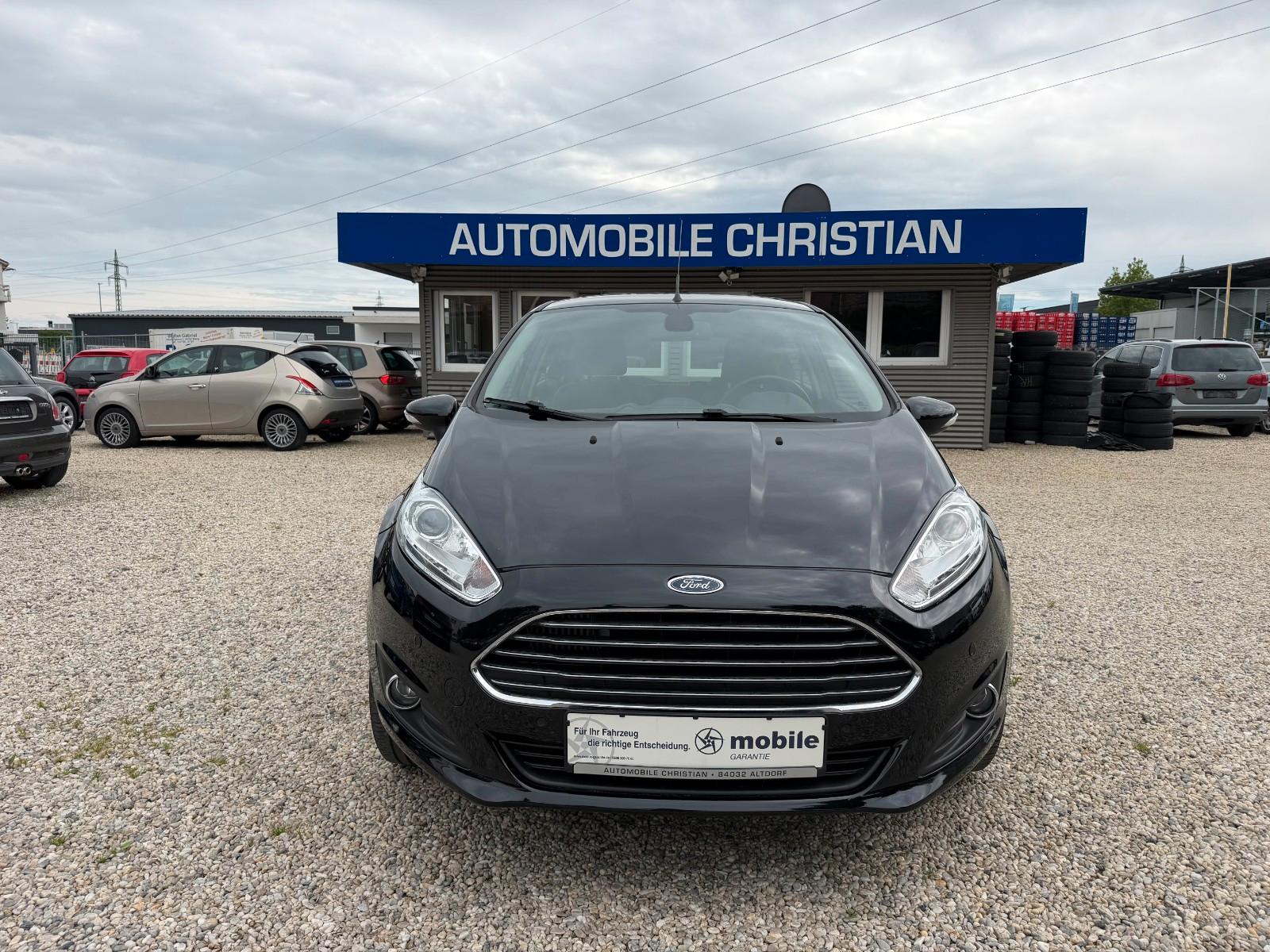 Ford Fiesta Titanium Klimaautomatik Sitzheizung 2*PDC