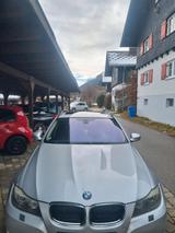 BMW zu verkaufen BMW 320d xdrive auto ist Abge... - BMW 320: 320is